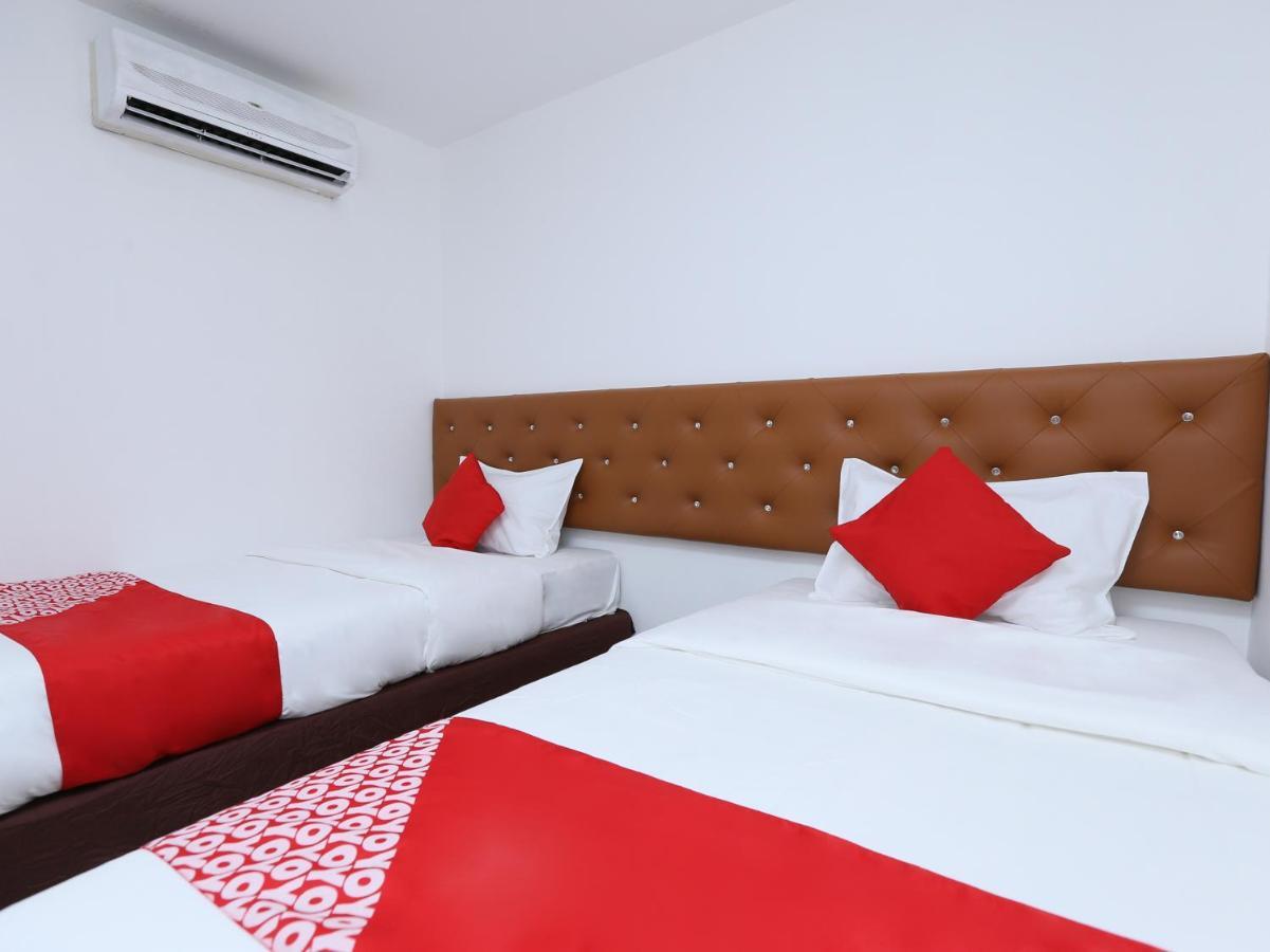 Oyo 89672 Eg Hotel Jj Johor Bahru Exterior photo